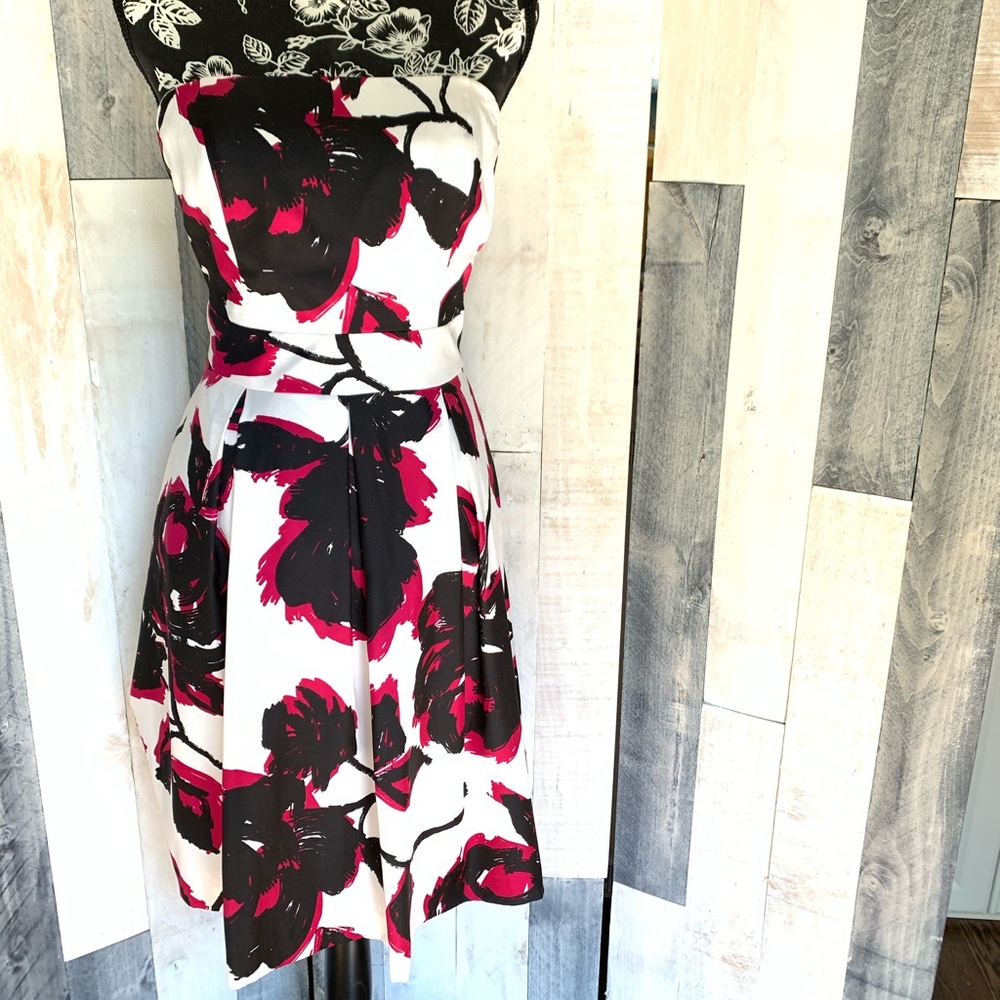 The Limited | Strapless Floral Dress With Pockets